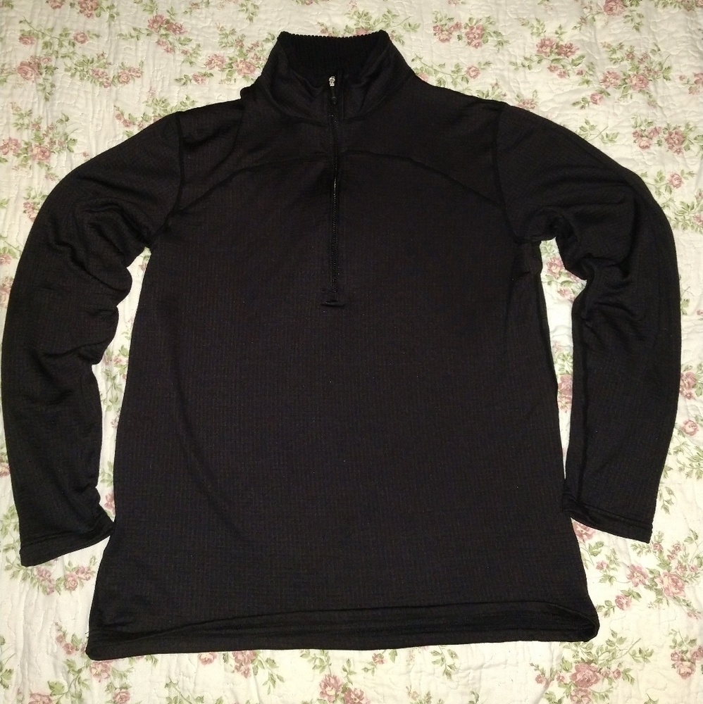 Magellan pullover